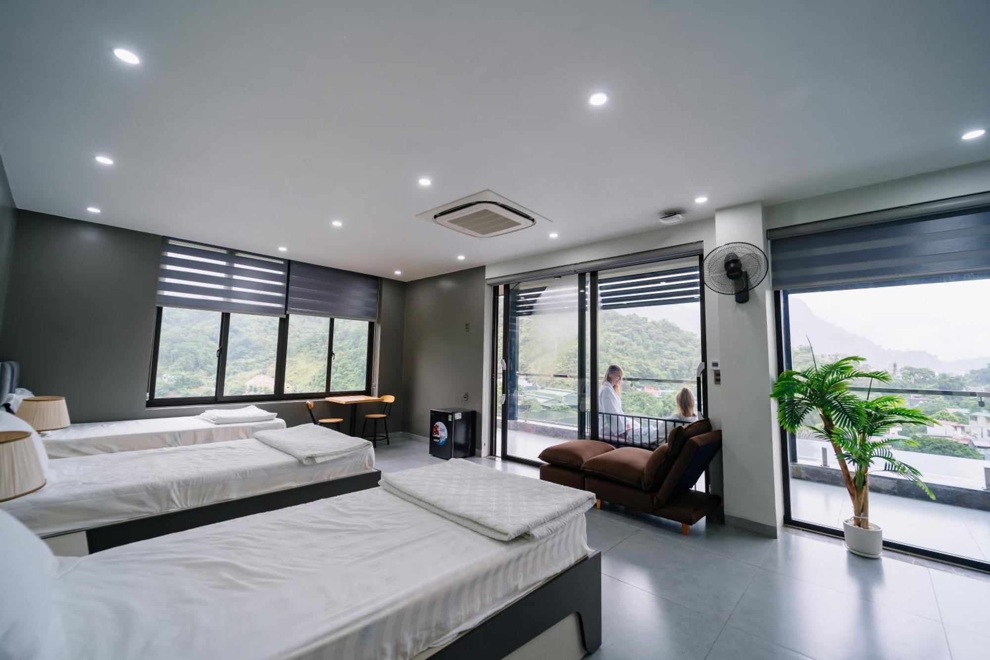 Lotus Premium Lodge - Lotus Group Tours Ha Giang Bagian luar foto