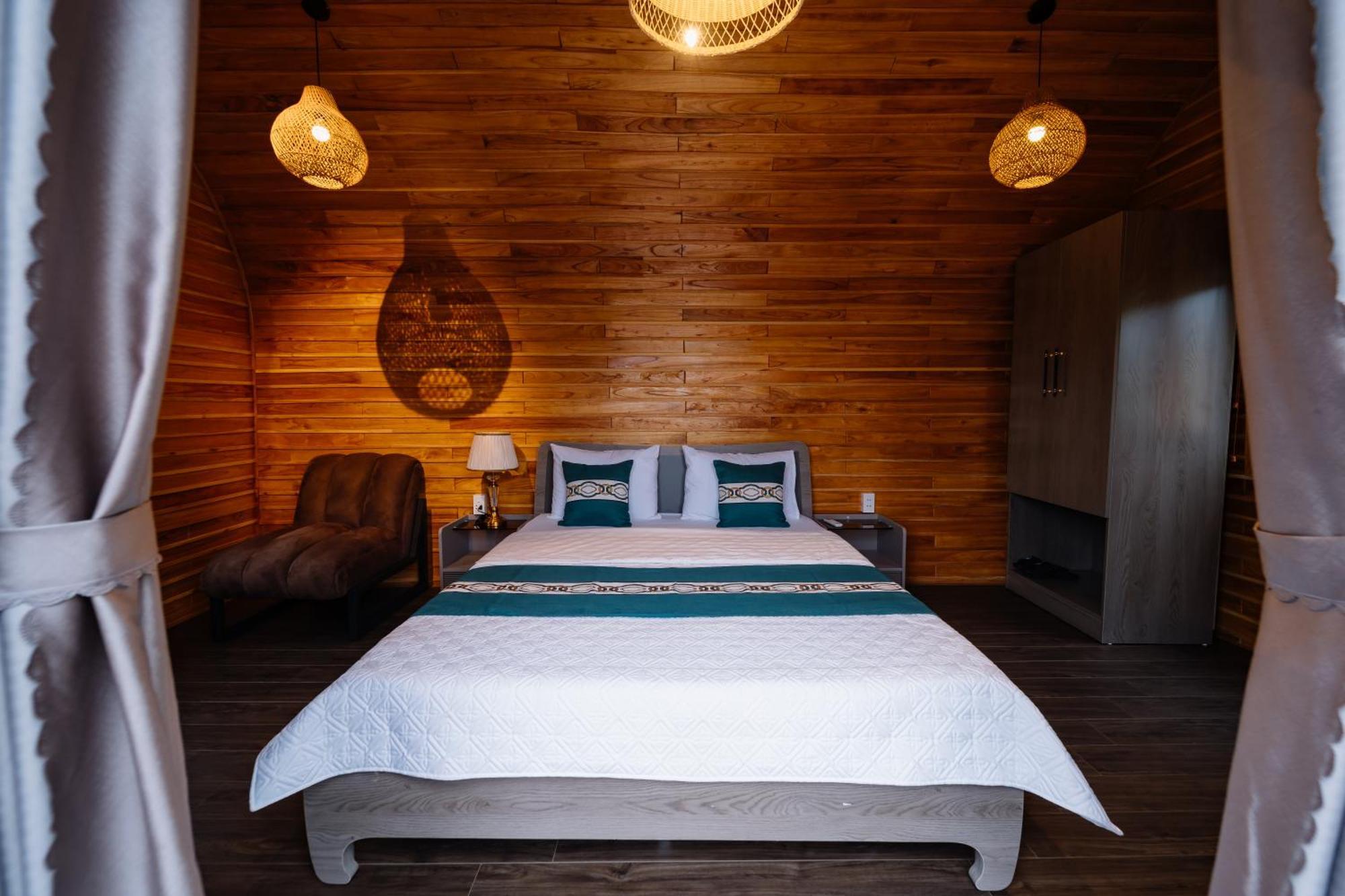 Lotus Premium Lodge - Lotus Group Tours Ha Giang Bagian luar foto