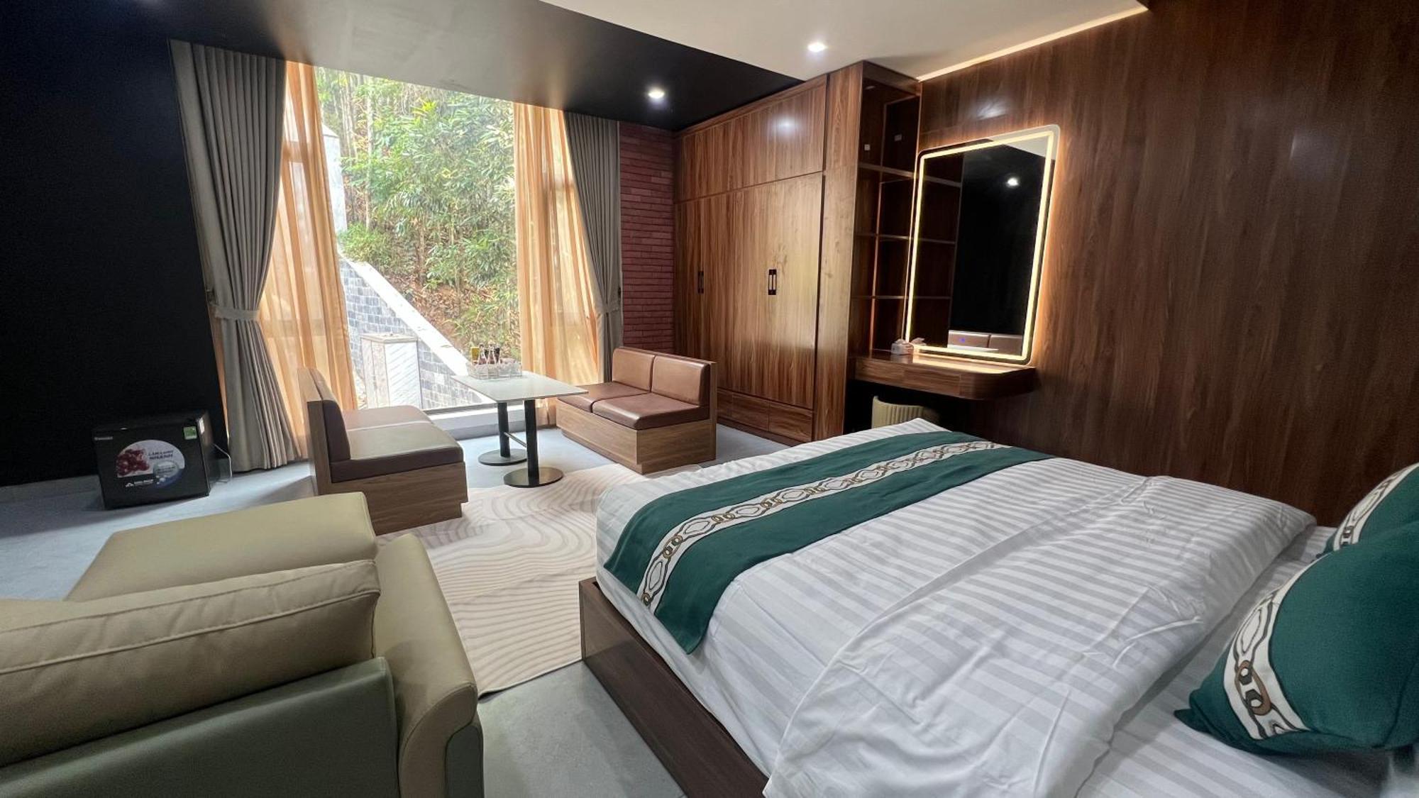 Lotus Premium Lodge - Lotus Group Tours Ha Giang Bagian luar foto